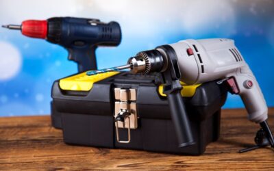 Claiming for uniforms, work clothing and tools